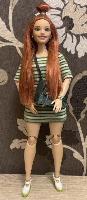 Barbie Fashionistas (Curvy body type).jpg